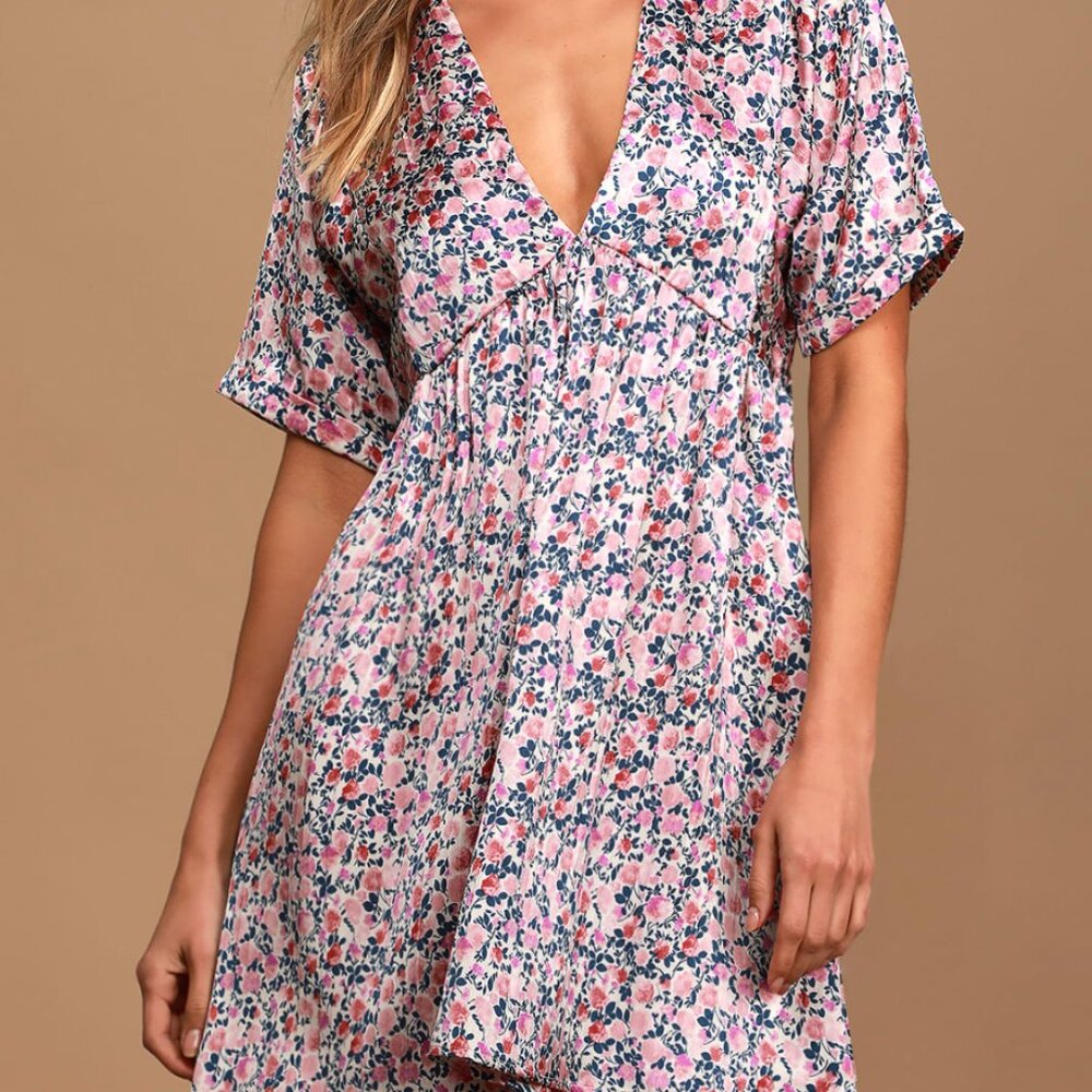Lulus - Express Yourself Blush Pink Floral Print Satin Babydoll Dress